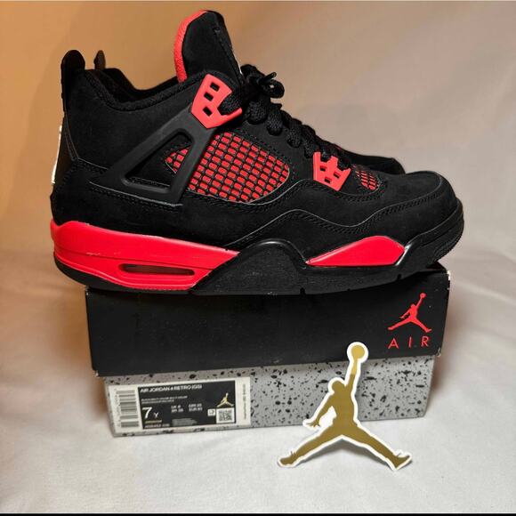 Size 7 - Nike Air Jordan 4 Retro GS Red Thunder Men's Shoes Ships Now - Picture 1 of 13